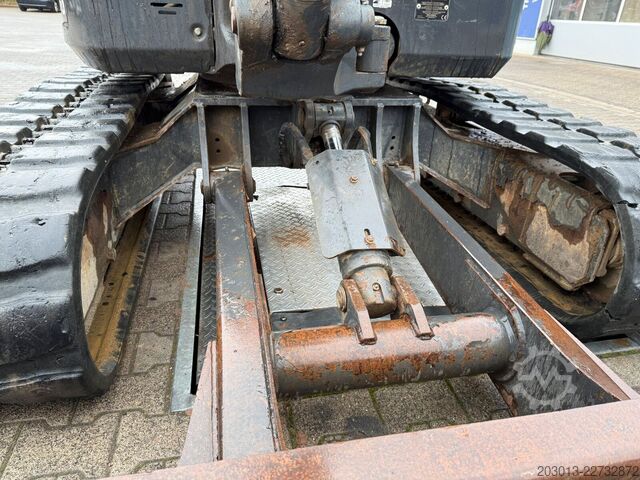 Excavadora de cadenas BOBCAT E55 Tiltrotator / 5.100 h