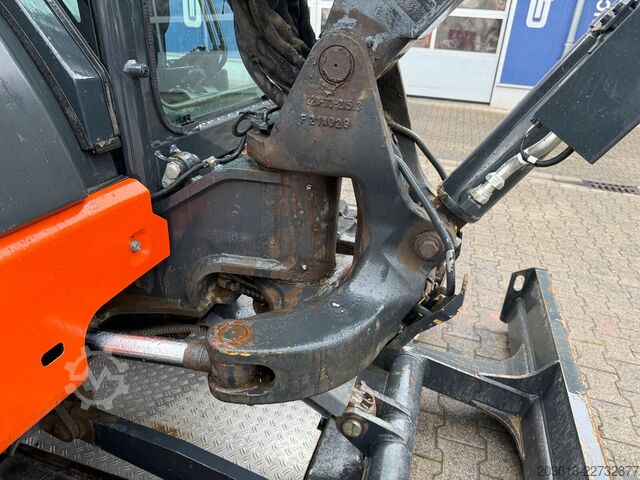 Excavadora de cadenas KOMATSU PC58MR-5E0 Tiltrotator / 1.443 h