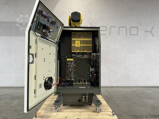Felújított robot 1 év garanciával FANUC R-2000iB/125L