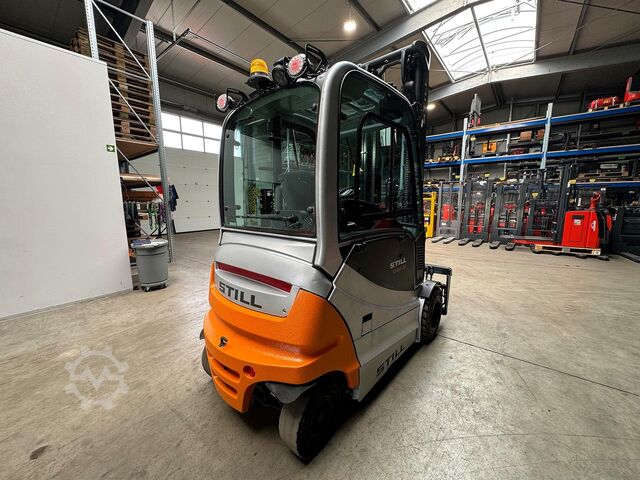 Front loader forklift Still RX60-30 [ID: 50]