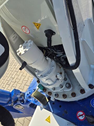 Piattaforma di lavoro mobile Falcon Lifts FS290 - 1 OWNER- ONLY 100MTH