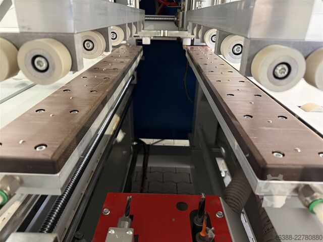 Bearbejdningscenter MASTERWOOD TF 100 med vekslersystem - brugt MASTERWOOD TF 100 mit Wechsler