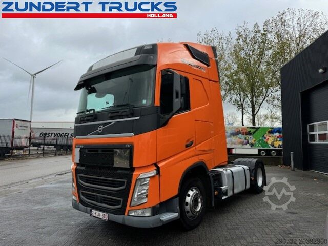 Standard-SZM Volvo FH 420 GLOBETROTTER, 2 TANKS , LOW KM