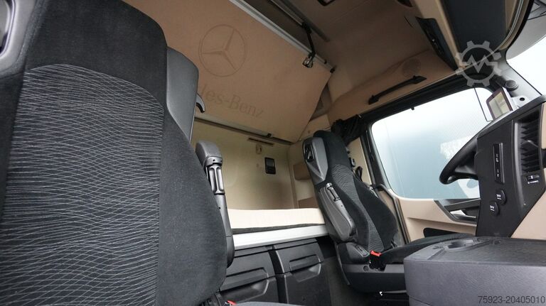 Estándar-SZM Mercedes-Benz ACTROS 1945 GIGASPACE 649.700KM