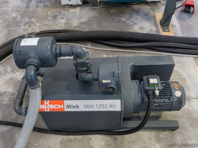 Centru de prelucrare cu 5 axe BIESSE ROVER C