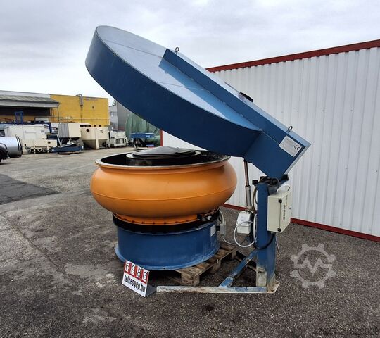 Mașină de finisare prin vibrații, Vibrochimica Vibrochimica VBTS 651/4