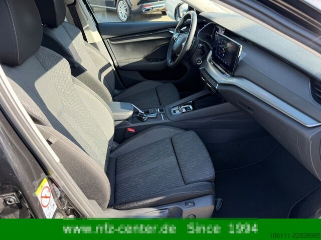 Microbuz SKODA Octavia Combi Ambition