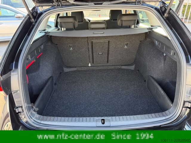 Microbuz SKODA Octavia Combi Ambition