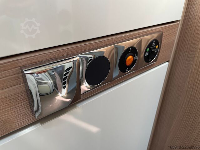 Camping-car semi-intégré BÜRSTNER 644 G LYSEO FREISTAAT TD HL | *wenig KM*3,85t*