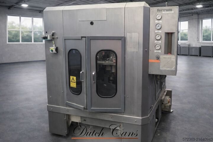 Sealing machine Ferrum F812 beverage can seamer