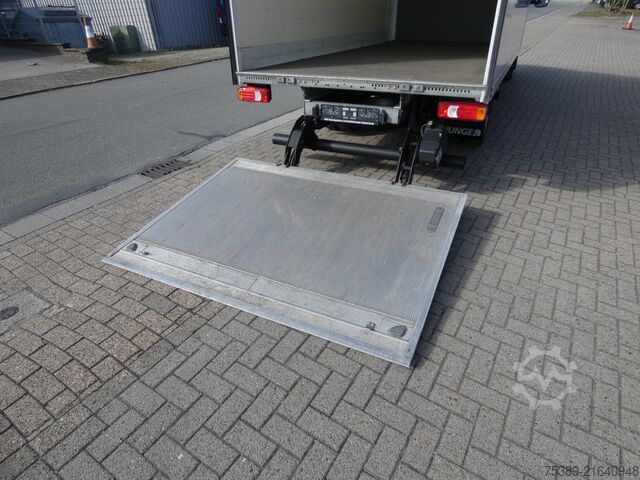 Box van Iveco Daily  35 C16 Koffer LBW Klima EURO6-E TÜV NEU