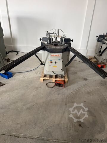 Corner crimping machine Elumatec EP 124