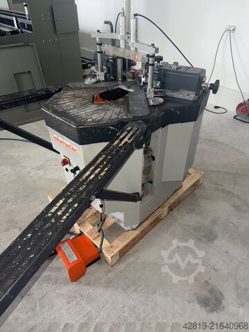 Corner crimping machine Elumatec EP 124