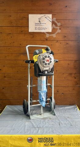 Petrol hammer Wacker Neuson BH 55 Benzinhammer NEU
