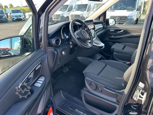 Microbuz MERCEDES-BENZ V 250 d EDITION/4MATIC/ALLRAD/MBUX/NAVI/LIEGE-PA