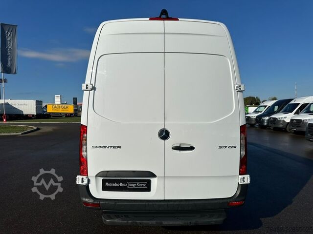 Furgoneta de caja alta MERCEDES-BENZ Sprinter 317 CDI KA/MAXI/L3H2/4325/AUTOMATIK/MBU