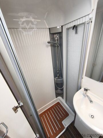 Alkovový obytný vůz ETRUSCO A 7300 DB, Navi, Markise,Fahradträger