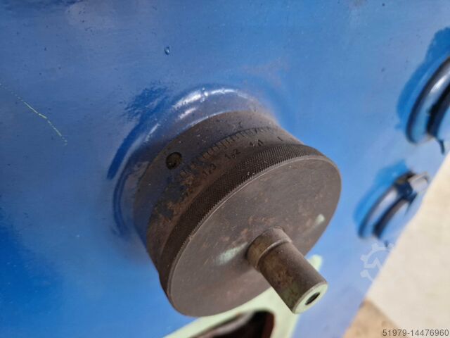 Sharpening machine for moulding heads TOS Svitavy Svitavy