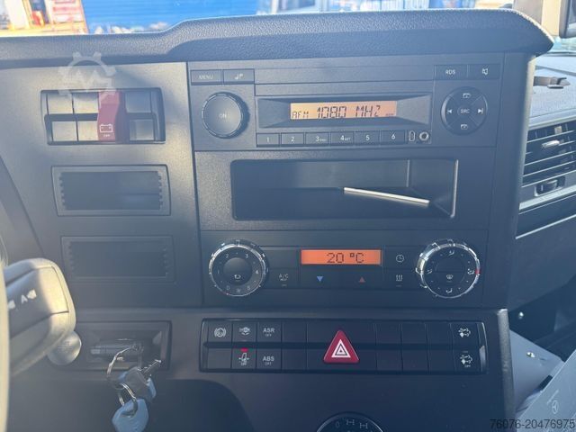 Platós teherautó MERCEDES-BENZ 1827 Allrad 4x4 Klima Heizung 3 Sitze Fahrschule