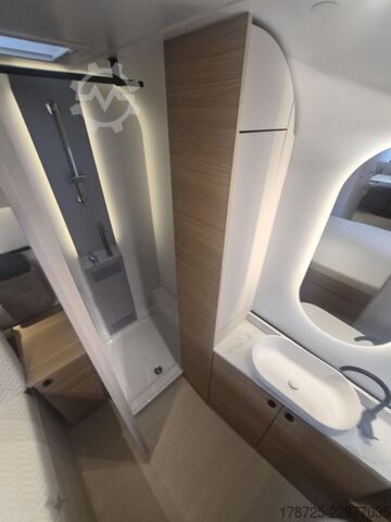 Caravan ADRIA Adora 613 UT Alde + Teppich -- SOFORT VERFÜGBAR