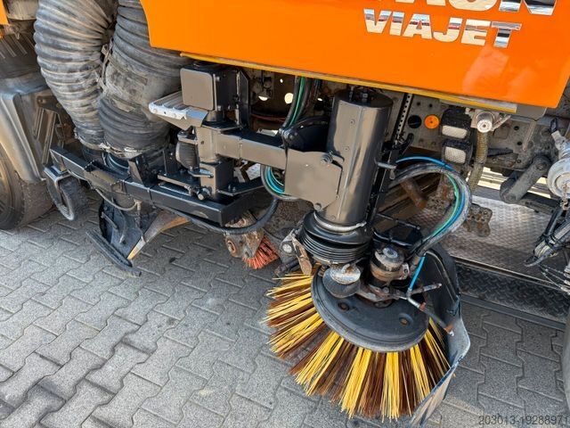 Veegmachine MERCEDES-BENZ ATEGO 1323 4x2 Kehrmaschine FAUN Viajet 6R/H