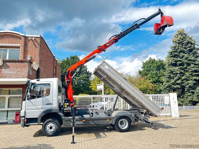Furgone ribaltabile a tre lati MERCEDES-BENZ 822 Atego MEILLER 3Skipper +PK7002 + Greifer