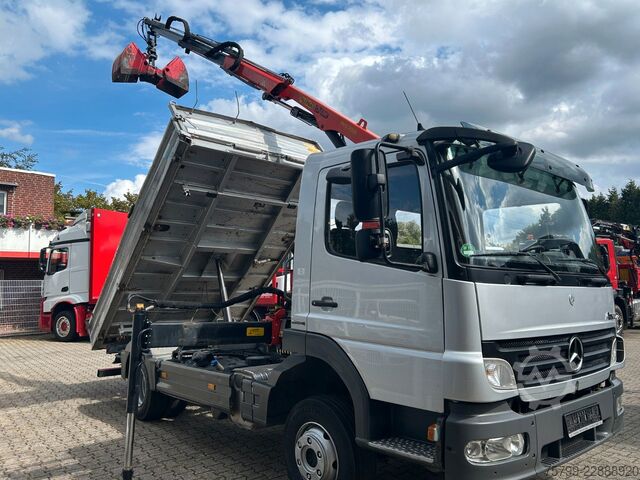 Furgone ribaltabile a tre lati MERCEDES-BENZ 822 Atego MEILLER 3Skipper +PK7002 + Greifer