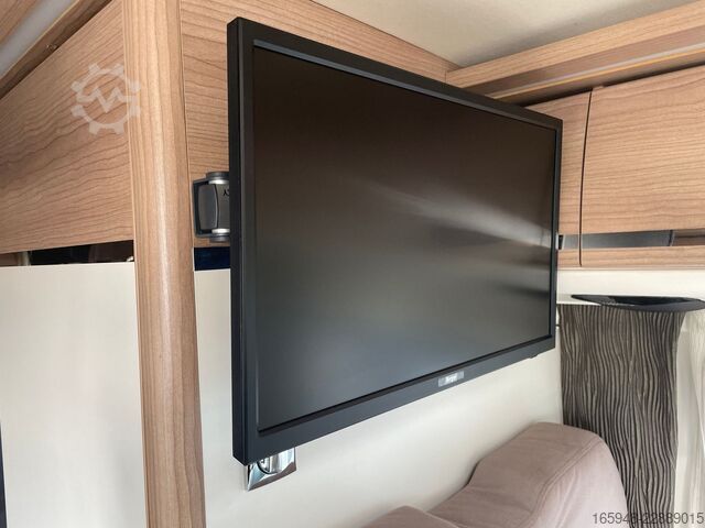 Camper van CARTHAGO 640 LE CHARMING MALIBU | Autom.,Solar,MaxxFan