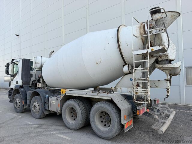  IVECO TRAKKER 400