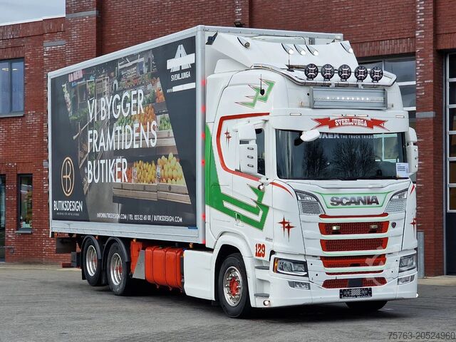 Valise Scania R580 V8 NGS Highline 6x2 - Box with sidedoors -...