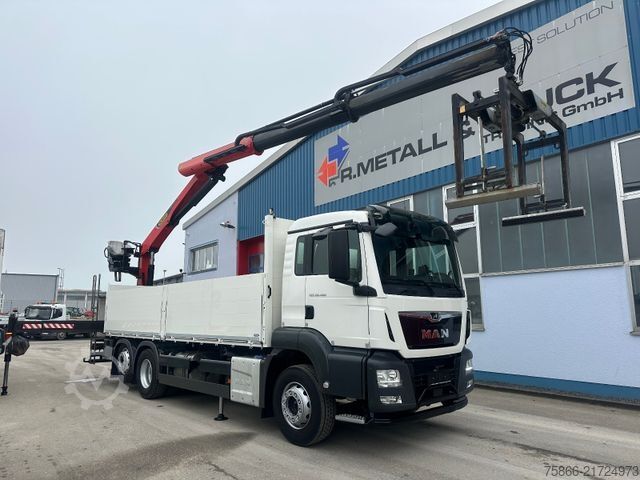 Macara montată pe camion MAN 26.420 TGS LL Palfinger PK 26.001 l TEC Funk
