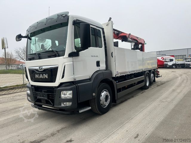 Macara montată pe camion MAN 26.420 TGS LL Palfinger PK 26.001 l TEC Funk