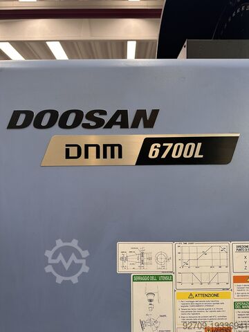 VERTICAAL BEWERKINGSCENTRUM DOOSAN DNM 6700