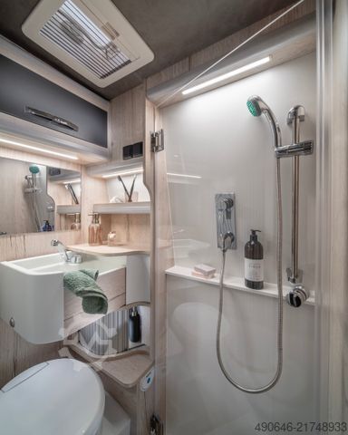 Autocaravana MEGAMOBIL Mega Lounge oder Classic 600 S MAN 4x4