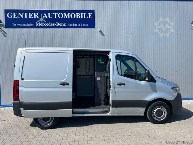 Furgon blaszak MERCEDES-BENZ Sprinter 314 AUTOMATIK NAVI TOTWINKEL KAMERA LED