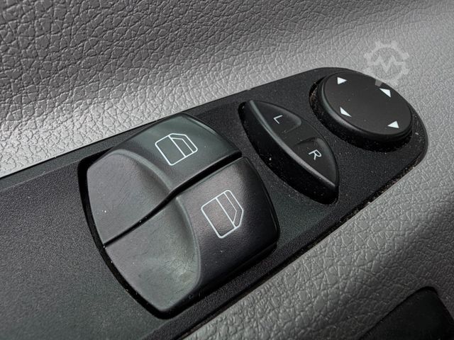 Miniautocarro VOLKSWAGEN Crafter 2.0 TDi 84 KW L2H2 9 Sitze Klima Ahk Eu5