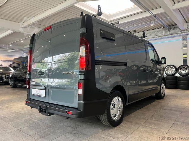 Dobozos furgon RENAULT Trafic dCi L1-H1*LED*Dachträger*Garantie*1.Hand*