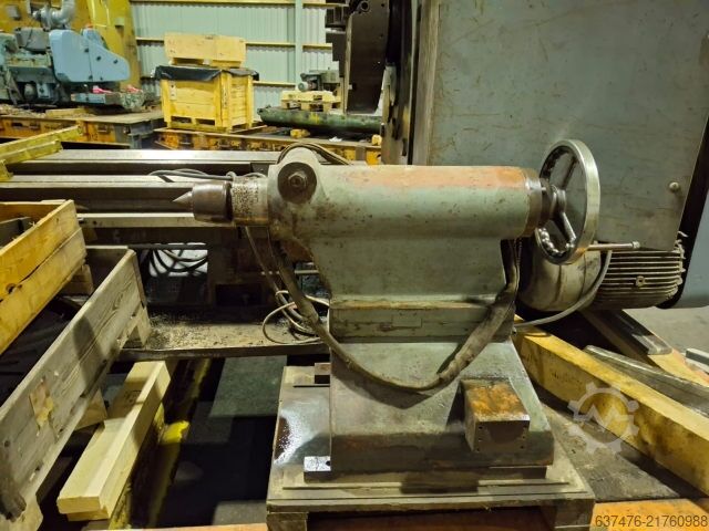 Soustruh hrotový Geminis GE 1200