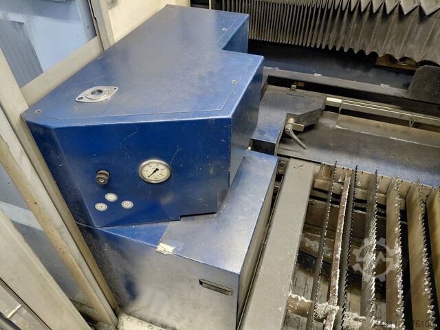 Macchina da taglio laser TRUMPF TruLaser 3030 (L20) 4kW mit RotoLas