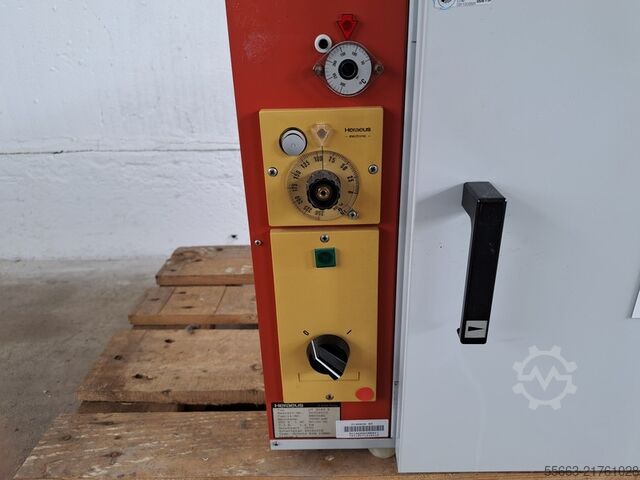 Armario de temperatura Heraeus UT 5042 E