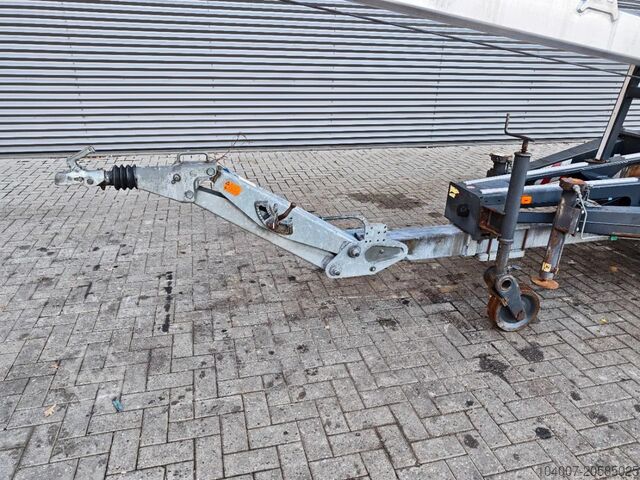 All terrain crane Böcker AHK 27/1200