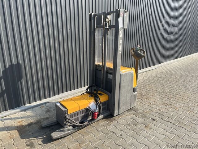 Fodgængerstabler Jungheinrich EJC212