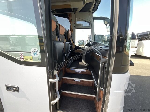 Långfärdsbuss Mercedes-Benz Tourismo 16 RHD