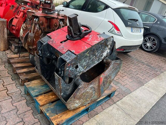 Camion per usi speciali  BENNA USATA MINELLI A CUCCHIAIO CON ROTORE