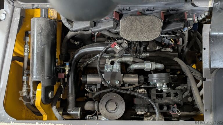 Elektro 4 Rad-Stapler Jungheinrich EFG 320 GE115-350ZZ