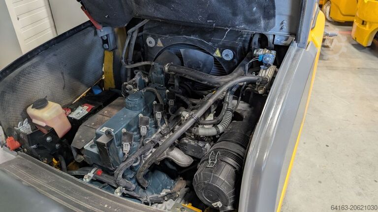 Treibgasstapler Jungheinrich TFG 425 GE115-500DZ