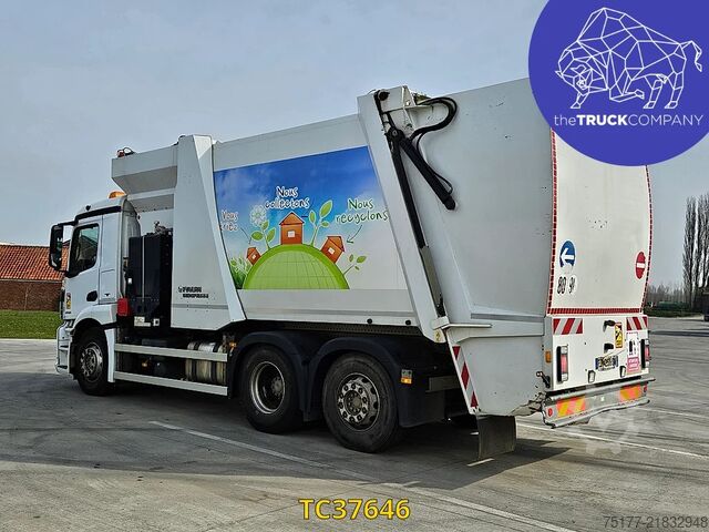 Vozidlo pro svoz odpadu Mercedes-Benz Antos 2536