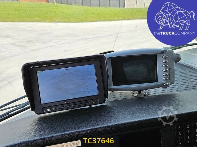 Vozidlo pro svoz odpadu Mercedes-Benz Antos 2536