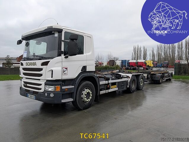 Přeprava kontejnerů Scania P 450