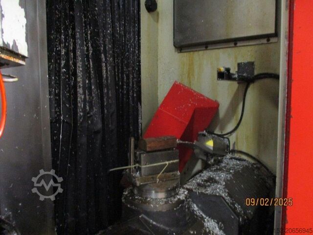 Vertikální obráběcí centrum Matec 30 HV/S